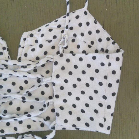 URBAN OUTFITTERS | Black + White Polka Dot Sweetheart Lace Up Crop Top Retro XS - Picture 7 of 12